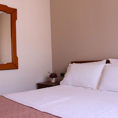 Albi'S Apartment Saranda Extérieur photo