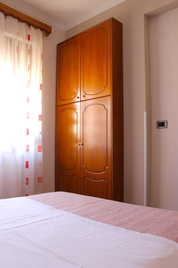 Albi'S Apartment Saranda Extérieur photo